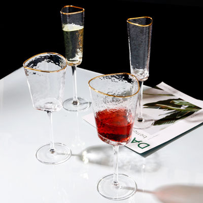 แก้วแชมเปญแก้วไวน์แดงพนมเปญค้อนสร้างสรรค์หรูหราไฟทรงยุโรปสำหรับครัวเรือนถ้วยทรงสูงแก้วสามเหลี่ยม