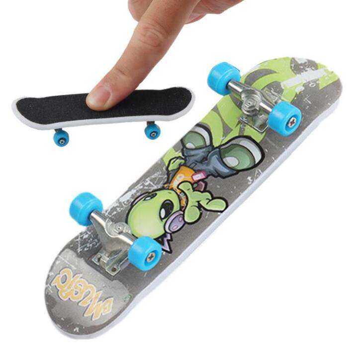 finger-toy-skateboards-fingertips-movement-finger-toys-skateboard-random-style-delivered-skateboard-party-favors-mini-skateboard-starter-kit-classroom-prizes-for-sale