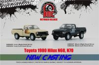 ** พรีออเดอร์ ** BMC 1:64 Toyota Hilux Ivory/black LHD Diecast Model Car