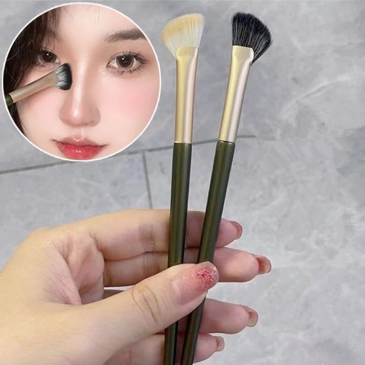 Dorisna Portable Nose Shadow Makeup Brushes Soft Angled Half Sector Contour  Brush Face Bronzer Nose Eyeshadow Make Up Tool