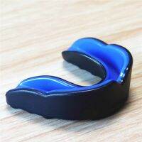 Ergonomic Design Portable Anti grinding Night Tooth Protector for Man