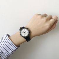 【Hot Sale】 Ins retro chic watch Korean version simple fresh girls junior high school students Mori college style