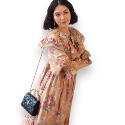 P010-152 PIMNADACLOSET - Long Sleeve V Collar Tie Front Cotton Floral Print Midi Dress