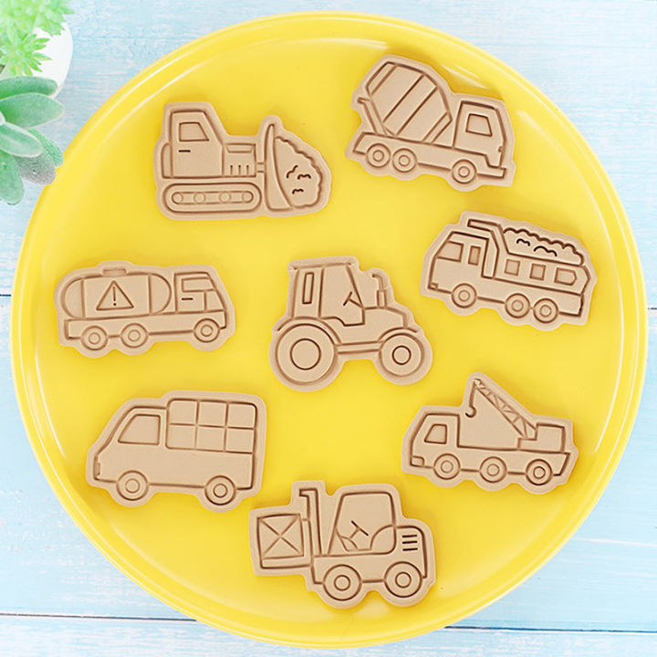 cw-8-pcs-engineering-truck-tractor-crane-cookie-mold-cutters-plastic-3d-cartoon-pressable-biscuit-mold-kitchen-baking-pastry-tools