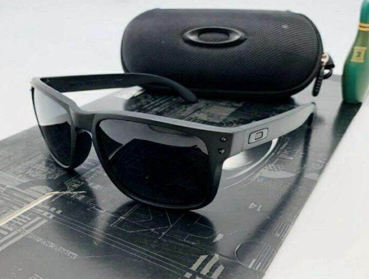 Oakley Oo9102 Holbrook Square Sunglasses for Men and Women,UV400