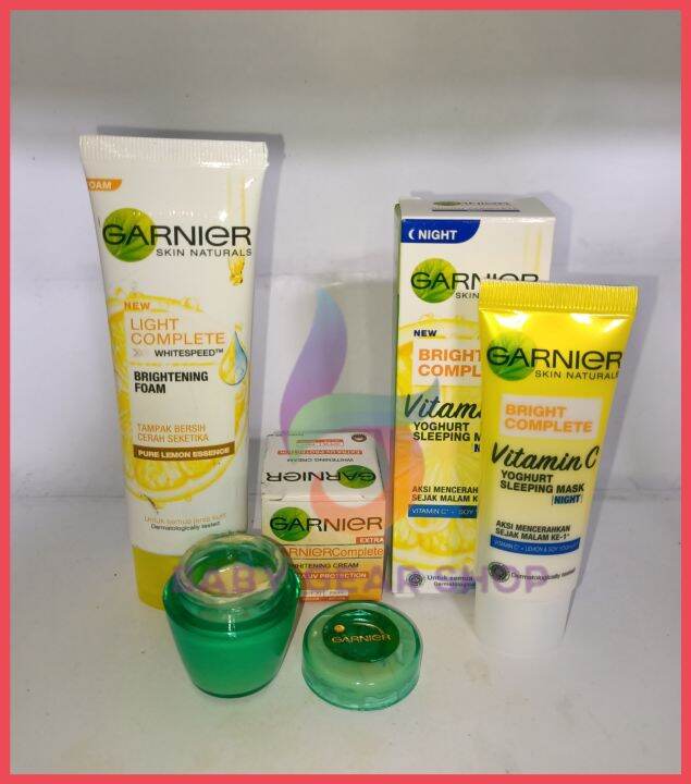 PROMO Paket 3 IN 1 Garnier Garnier Light Complete Facial Foam 50 ml