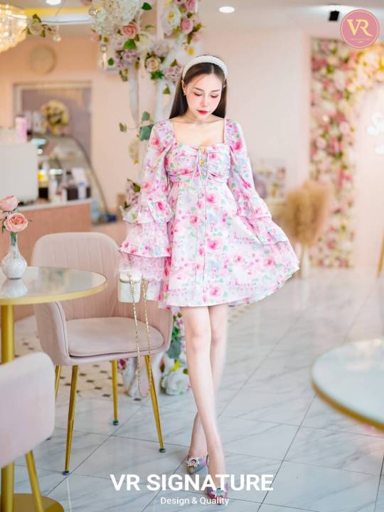 vr-dress-สั้นแขนยาว-ปลายแขนบานแต่งระบานชั้นๆสลับผ้าลูกไม้-ช่วงอกจับจีบแต่งเชือกผูกคอหรือผูกโบว์ด้านหน้าได้ค่ะ-แต่งกระดุม