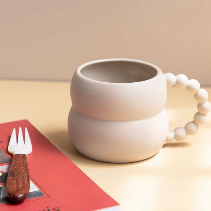 creative-ceramic-mug-cute-coffee-cup-nordic-home-decor-handmade-art-milk-tea-cup-home-drinkware-personalized-couple