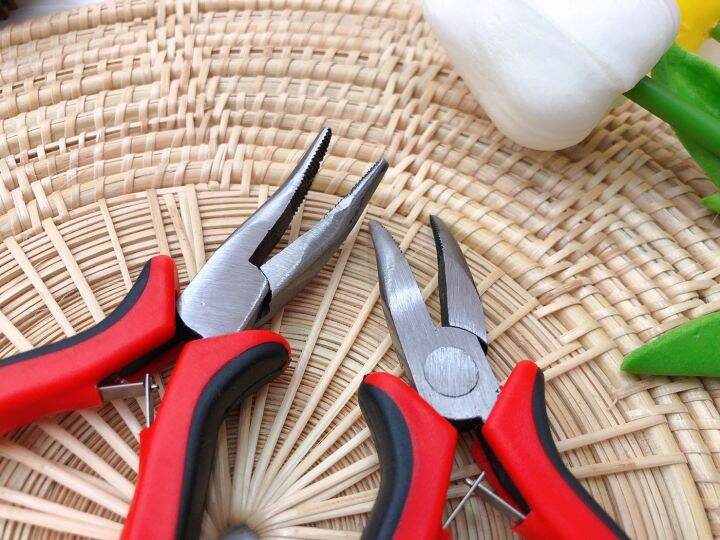 คีมด้ามแดงสำหรับหนีบตัวล๊อคผมต่อ-ต่อผม-คีมหนีบดำแดงปากจิ้งจก-pliers-with-red-handle-for-clamping-the-lock-for-hair