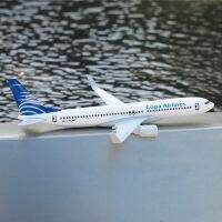 1:400 Scale ปานามา Copa Airlines โบอิ้ง777เครื่องบินรุ่นการบินสะสม Diecast Miniature เครื่องประดับของที่ระลึกของเล่นสำหรับ Boy