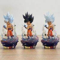 ดราก้อนบอล WCF ฟรี Monkey King Kakarot สีดำและสีขาวผมสีเงินรุ่น Super Saiyuren