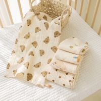 【jw】✼  1Pcs Baby Cotton of Gauze Soft Cartoon Feeding Saliva 50x25CM