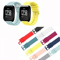 Silicone Strap Band For Fitbit Versa Lite Versa 2 Versa SE Watchband Sports Replacement Bracelet 【BYUE】