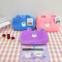 กระเป๋าใสดินสอ สำอางค์ CAREBEARขนนุ่ม  น่ารัก มีทั้งหมด 3 สี  ขนาด 19×12×7 cm