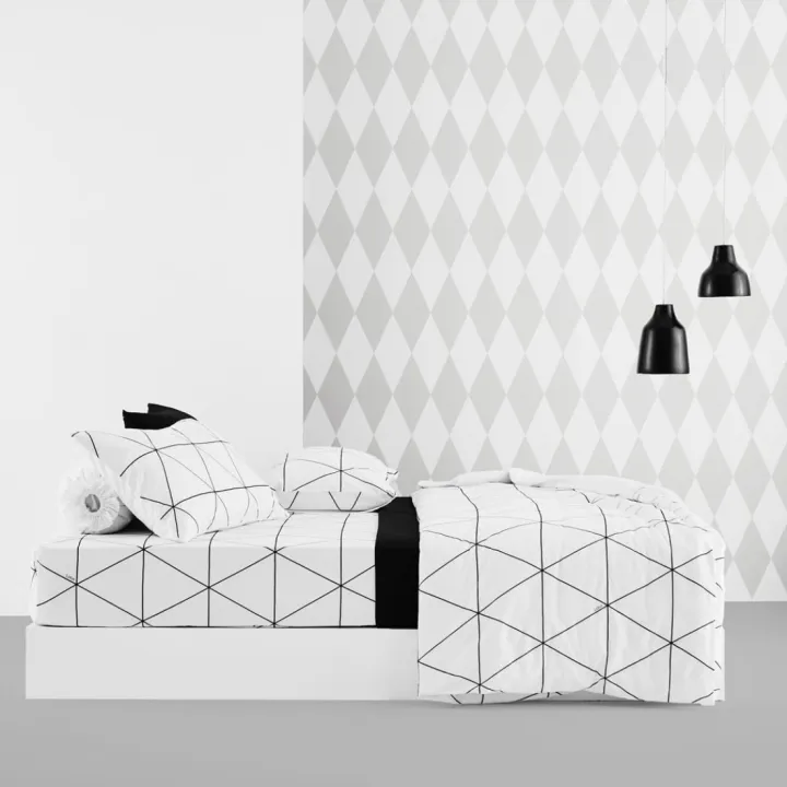 SB Design Square Lotus ผ้านวม 70X90 BLACK WHITE : LI-BW 01W (106x198 ซม.)