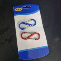 CARABINER ตัวS ขอเกี่ยวพวงกุญแจ รูปตัวSขนาด4ซม อลูมิเนียมคลิปสปริงชุดล็อคสำหรับห้อยสิ่งของ ติดกระเป๋า แขวนของกับตู้ รองรับน้ำหนัก 10 กก.