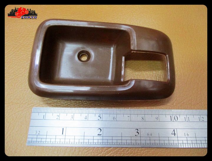 nissan-datsun-120y-b310-door-handle-socket-lh-amp-rh-brown-set-pair-เบ้ารองมือเปิดใน-ซ้าย-และ-ขวา-สีน้ำตาล-สินค้าคุณภาพดี