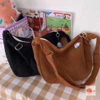 ผ้าลูกฟูกกระเป๋า Crossbody สำหรับผู้หญิงสุภาพสตรีความจุขนาดใหญ่กระเป๋าสะพายกระเป๋าแฟชั่นและกระเป๋าถือสีทึบผู้หญิงกระเป๋า Messenger