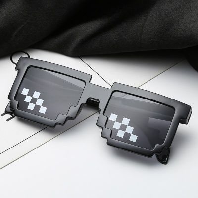 1Pcs Driver Goggles Shades 8 Bit Pixelated Ladies Sunglasses Unisex Eyeglasses Mosaic Sunglasses for Men Women Thug Life Glasses Goggles
