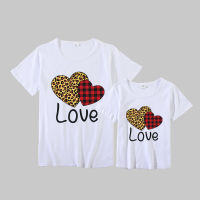 [In stock] ครอบครัวพอดีช่วงแขนสั้น T เสื้อยืดรุ่นใหม่เสื้อหัวใจ love เสื้อแม่พิมพ์ลายแบบสร้างสรรค์ชุดครอบครัวลำลองสำหรับลูกสาว