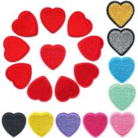 hotx【DT】 10PCS Hearts Gold Fabric Embroidery Sew Iron Patches Badges Appliques Decoration Sticker