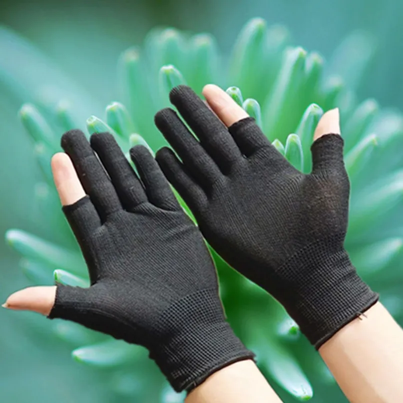 two finger gloves use