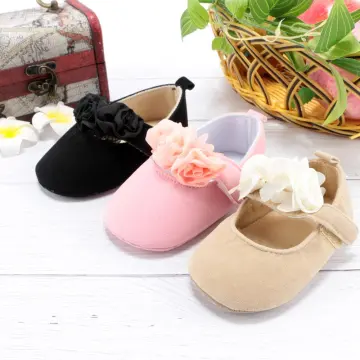 Newborn clearance pram shoes