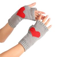 Women 39;s Winter Gloves Touch Screen Thicken Warm Knitting Gloves Love Heart Print Fingerless Mitten Outdoor Sport Skiing Gloves