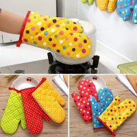 Mitten Microwave Oven Glove Cotton Insulated Baking Oven Gloves Heat Resistant Oven Mitts Terylene Non-slip Cute Kitchen Tool