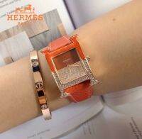 นาฬิกาข้อมือ HERMES   - นาฬิกาสายหนัง - ขนาดหน้าปัด 26 mm สินค้ามีถ่าน ผ้าเช็ค ถุงผ้าแถมให้นะคะ