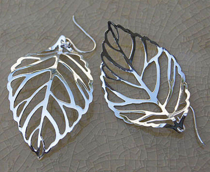 oho-nice-bent-leaves-earrings-dangle-sterling-silver-beautiful-gift-ใบไม้โค้งงอสวยงาม-ห้อยตำหูเงินสเตอรลิงซิลเวอรใช้สวยของฝากที่มีคุณค่า-ฺชาวต่างชาติชอบมาก