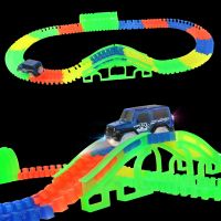 【CC】 Magical Glowing Race Assemble Set Racing Bend Railway Crossroads Rail Car for Boy