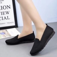 READY STOCK Kasut Wanita Women Trendy Slip On Flat Shoes Breathable Sport Sneaker Casual