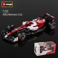 ทีมแข่ง F1อัลฟ่าโรมิโอ C42 #24 Guanyu Zhou #77 Valtteri Bottas รถโลหะผสม Diecast 2022