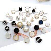 【CW】 Women 39;s Round Pearlescent Buttons Sewing Button Decor for Clothes Large Buttons for Coats Sewing Material Decorative Buttons