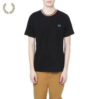 ✉FRED PERRY เสื้อยืดแขนสั้นผู้ชาย,เสื้อยืดคอกลมแขนสั้นเสื้อคอตตอนลำลองปักลาย FP ใหม่สำหรับฤดูร้อน