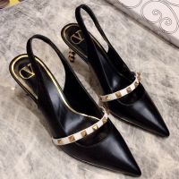 2023 new Women Shoes daily rivets valentinoˉhigh heels leather sandals vtˉfemale pointed head mid heel fine heel rivets heighten female shoes