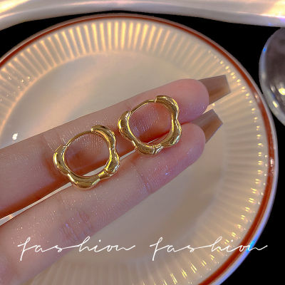 Kang Jessy ต่างหูแหวนสีทองดีไซน์เฉพาะกลุ่มต่างหูลมเย็นคุณภาพสูง 2023 ต่างหูวงกลมอารมณ์อินเทรนด์รุ่นใหม่