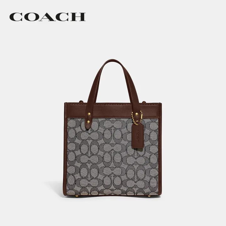 coach-กระเป๋าทรงสี่เหลี่ยมผู้หญิงรุ่น-field-tote-22-in-signature-jacquard-สีน้ำตาล-cd680-b4s0m