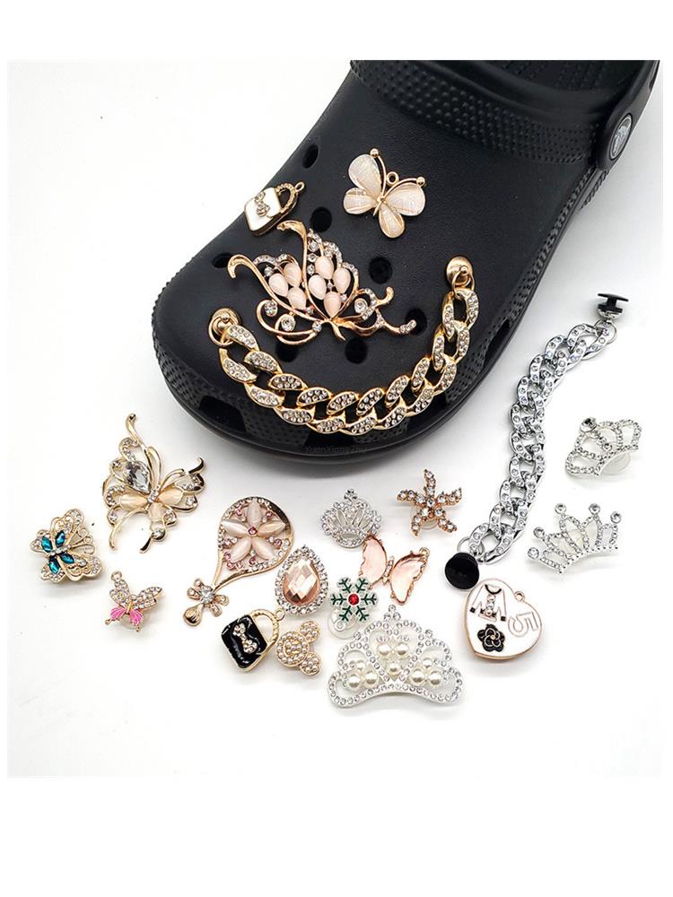 Fashion Crystal Rhinestone Shoe Charms Bling Shoe Charms Fits for Clog Sandals These Two Pearl Chains with Bows and 8 Pcs Shoe Charms Can Make Your Shoes Gleaming .ZSHLXM 