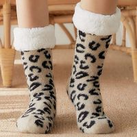 Home slippers Women Fashion Mid-Calf Christmas Socks slippers Girls Silica gel Bottom Indoor slippers female winter house shoes