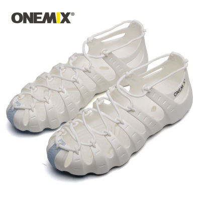 ONEMIX 2021 Summer Men Water Shoes Barefoot Quick-dry Aqua Socks Women Beach Sandals Beach Sea Slippers Diving Sandals Shoes