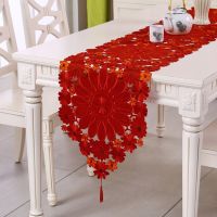 Glitter Star Shop 1 PC Christmas Red Flower Embroidered Tablecloth Polyester Xmas Tablecloth Wedding Home Decoration