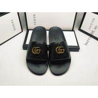 [COD]GUCCIS ผู้ชายผู้หญิงหนังสไลด์รองเท้าแตะรองเท้าชายหาด Size36-46 M139 Christmas Gift