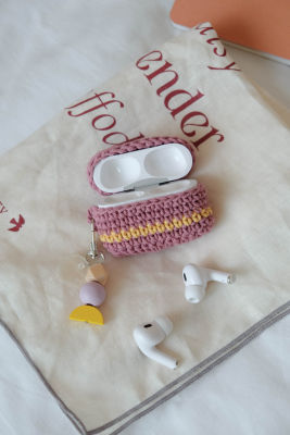 Knitted airpods case (Pro)