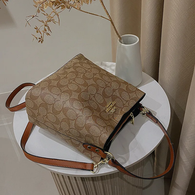 Wu Ying【Premium Quality】2023 New LV Sling Bag Handbag for Women