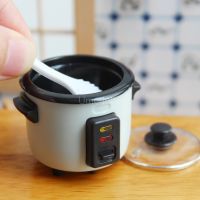 1/6 Scale Mini Rice Cooker Model Dollhouse Miniature Kitchen Appliances for Barbies Blyth Doll Food Accessories Toy