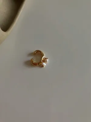 grumpy, pearl drop ear cuff (ราคาต่อชิ้น/price per piece)