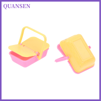 QUANSEN 2pcs 1:12 dollhouse Miniature ตะกร้าช้อปปิ้งพลาสติกสุ่มสี