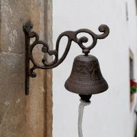 R Outdoor Rustic Bell Vintage เหล็กหล่อขนาดใหญ่ติดผนังกระดิ่งประตูโลหะสำหรับ Farm House ด้านนอกตกแต่ง Accent Bells